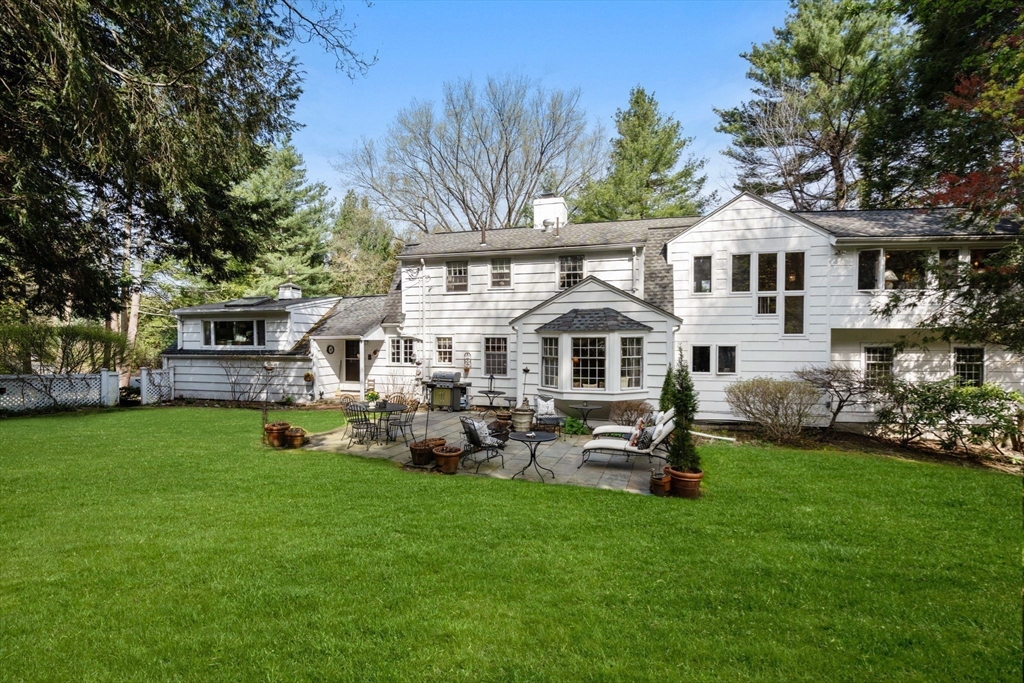 167 Conant Road Weston, MA 02493 - Photo 3 of 23