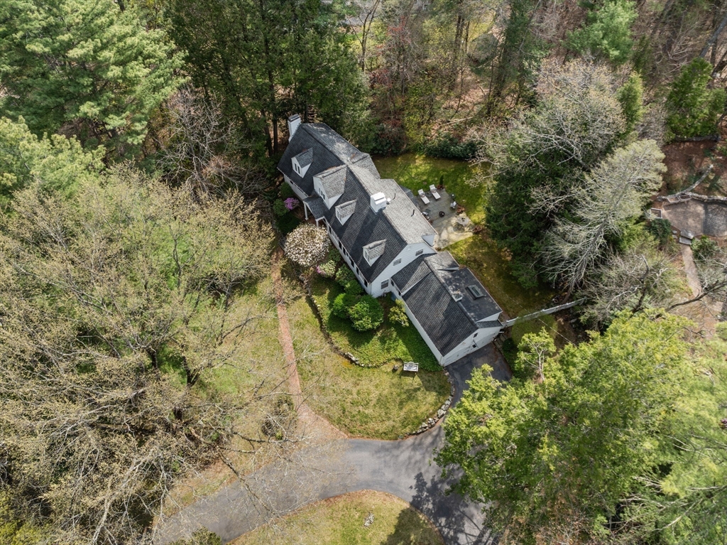 167 Conant Road Weston, MA 02493 - Photo 4 of 23