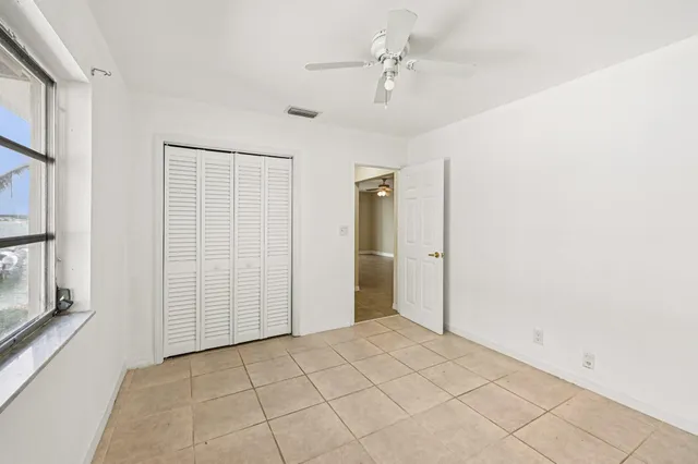 $379,000 | 370 Wilma Circle, Unit 6, Riviera Beach, FL 33404