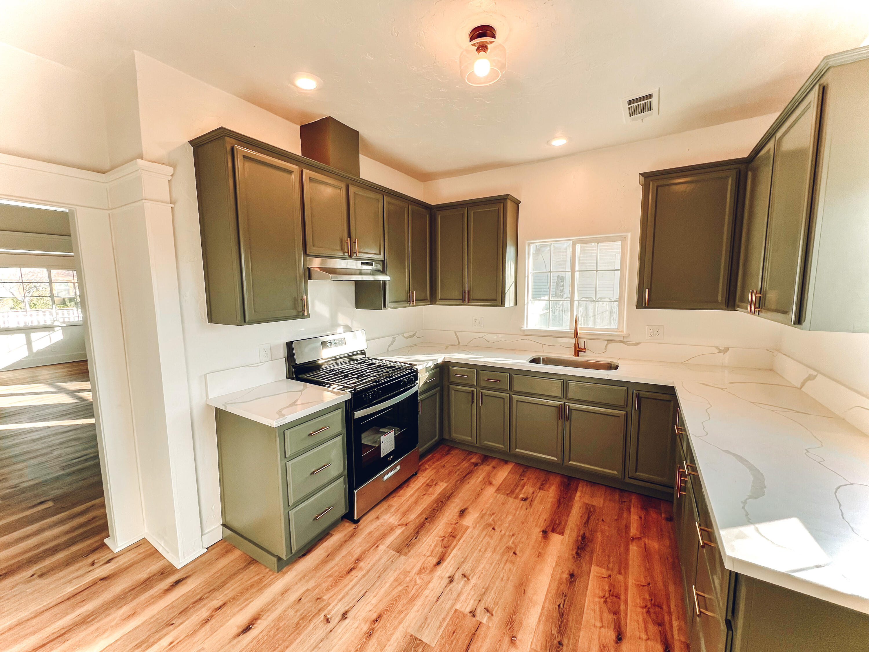 506 Channing Way Exeter, CA 93221 - Photo 6 of 12 F40AF28F-49F4-45E8-9034-47670AF58E96