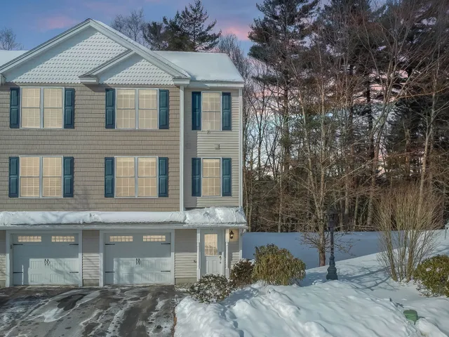$419,900 | 2 Larch Street, Unit 13, Goffstown, NH 03102