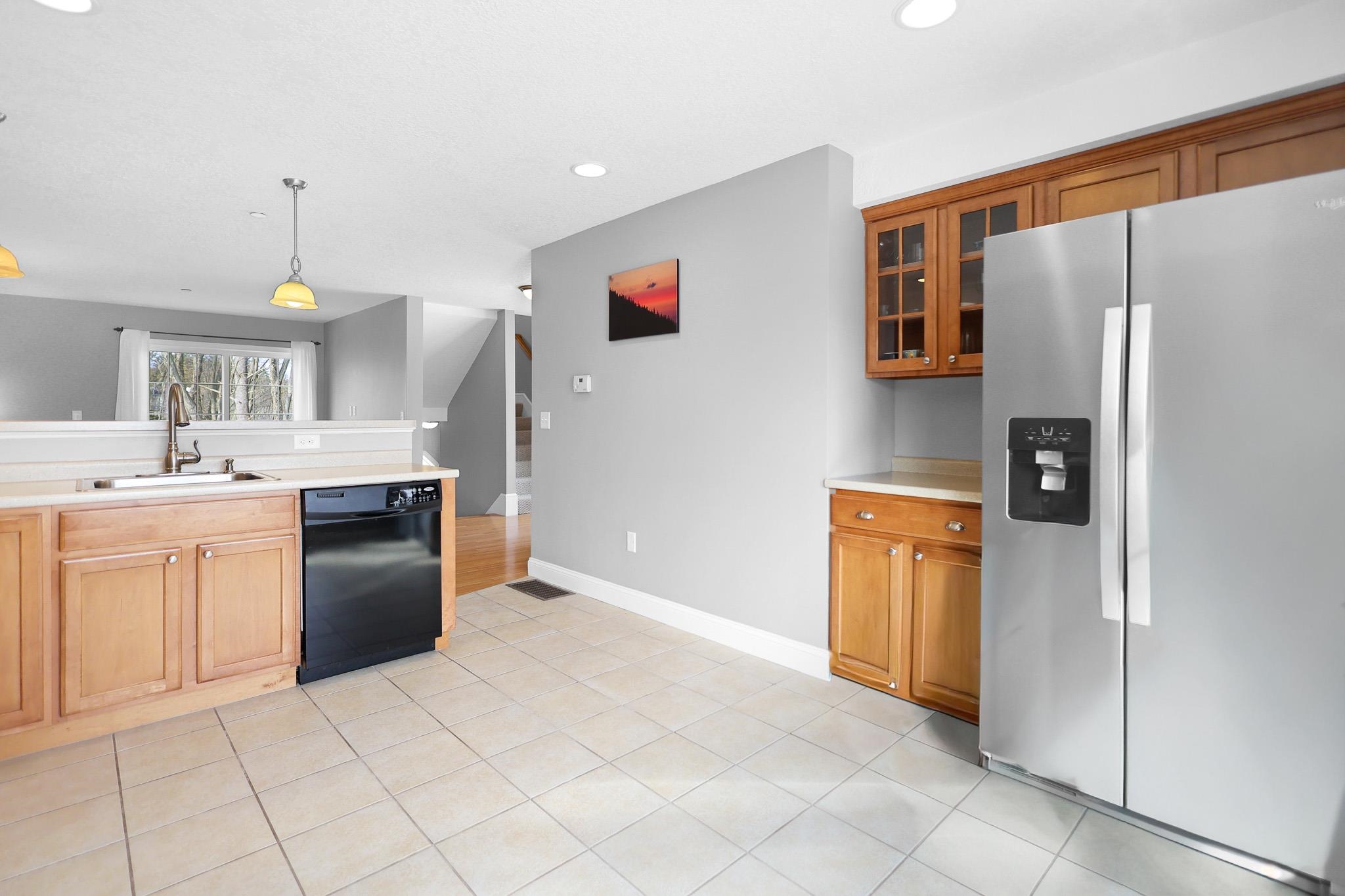 2 Larch Street, Unit 13 Goffstown, NH 03102 - Photo 10 of 37