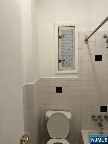 $3,200 | 220 Columbia Avenue, Unit 2, Passaic, NJ 07055