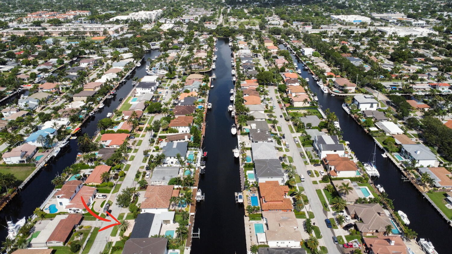 2631 Northeast 48th Street Lighthouse Point, FL 33064 - Photo 8 of 26 an aerial view of residential houses with outdoor space