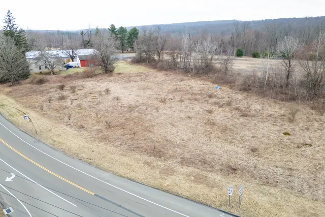 $349,900 | 1 West Street, Bolton, CT 06043