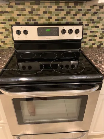 a close view of sink