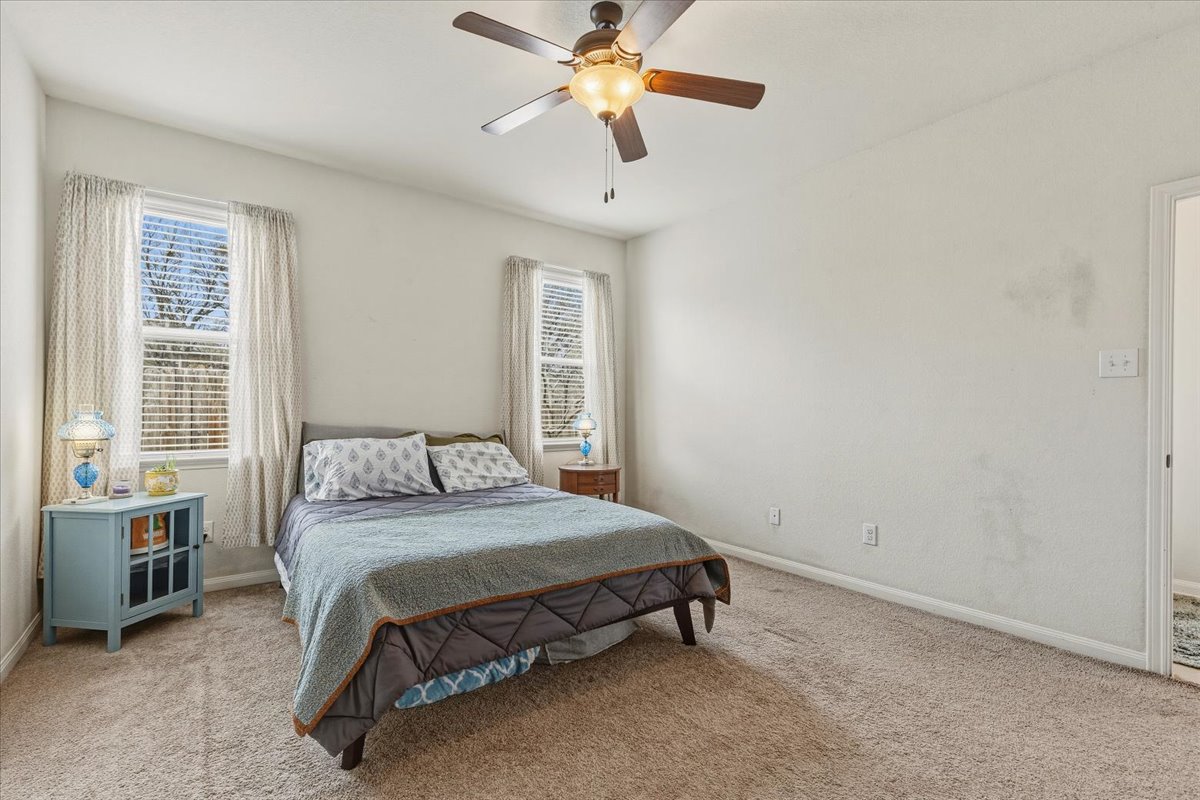 1672 Treeta Trail Kyle, TX 78640 - Photo 15 of 33