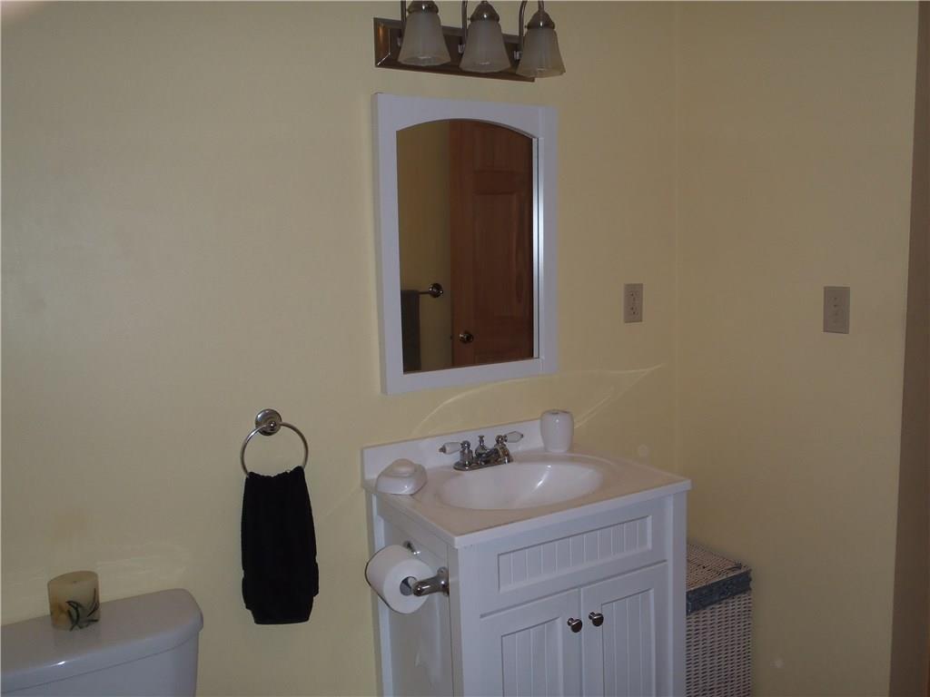 29 Wiggins Road Naples, ME 04055 - Photo 20 of 24 Bathroom