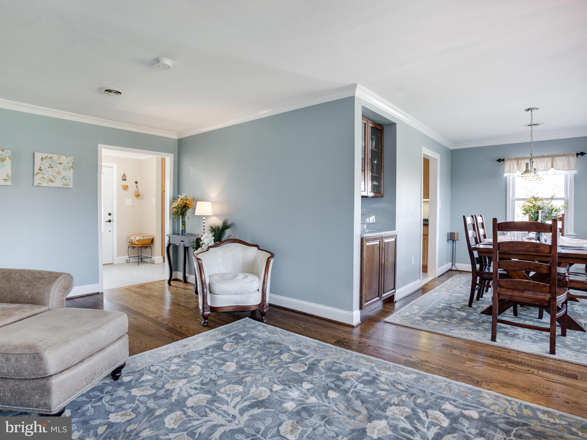 710 Andover Road Linthicum Heights, MD 21090 - Photo 5 of 30 Adjoining dining rm w/built-in cabinetry
