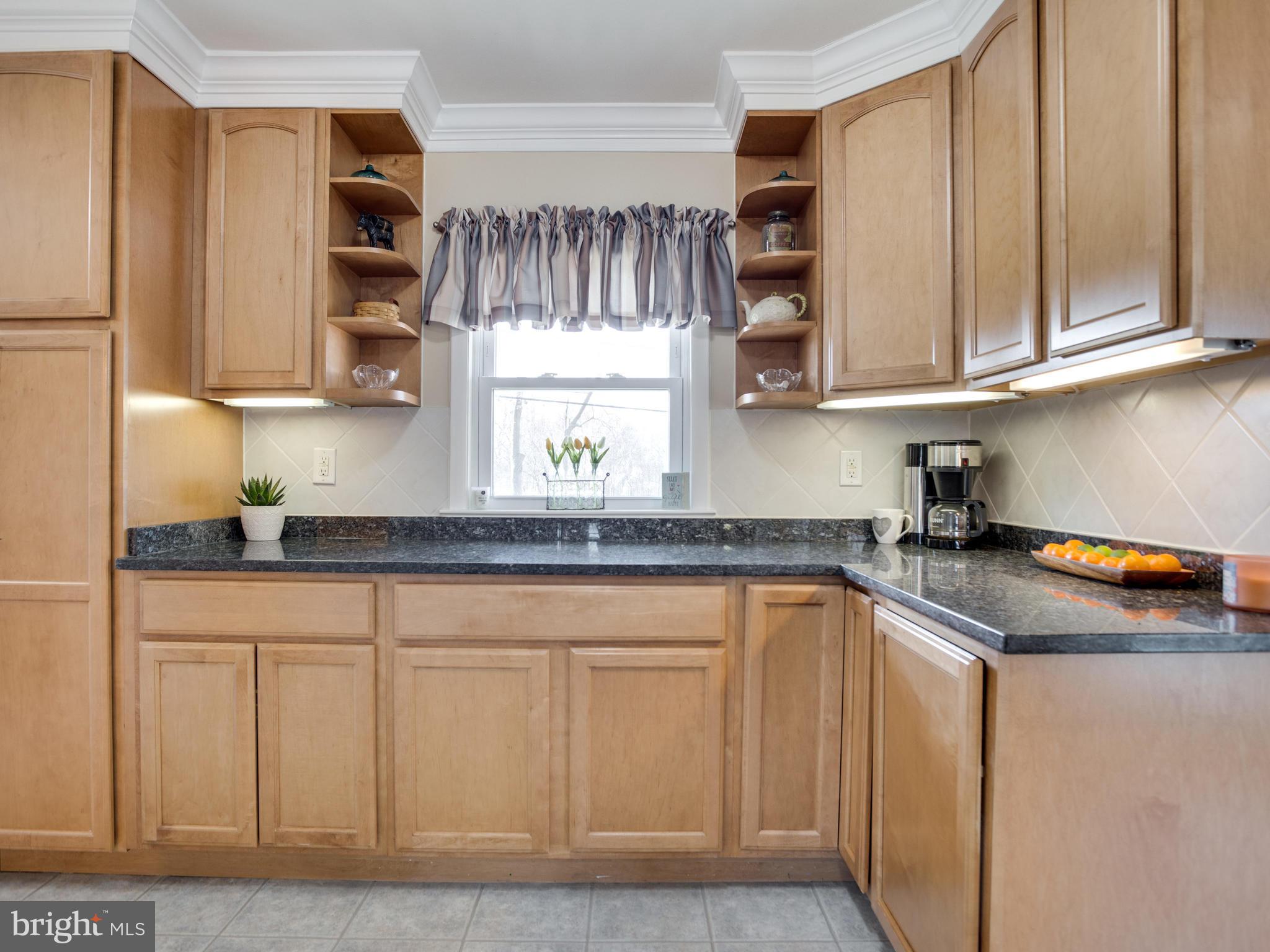 710 Andover Road Linthicum Heights, MD 21090 - Photo 8 of 30 An Abundance of Kitchen Maid Maple cabinetry