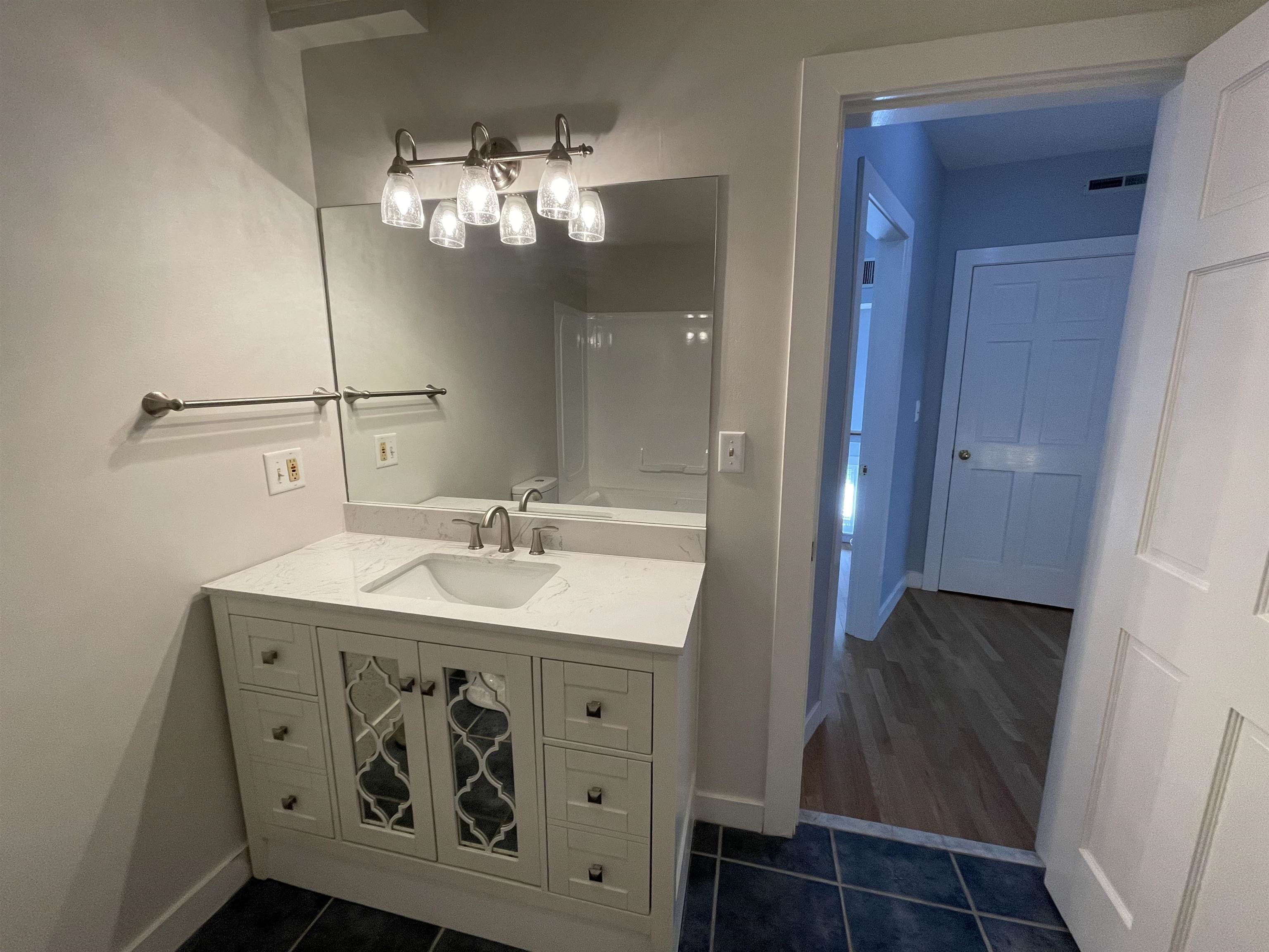 196 Water Street, Unit 17 Exeter, NH 03833 - Photo 13 of 25 Gallery Image 13