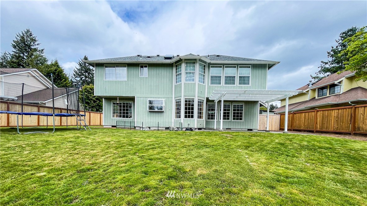 1901 Diamond Loop Southeast Lacey, WA 98503 - Photo 2 of 19