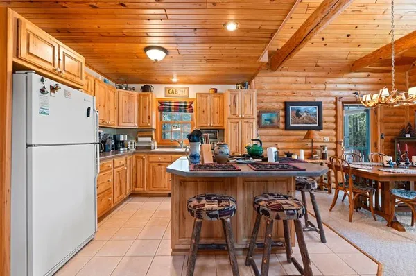 $669,000 | 15549 Spur Lane, Mountain, WI 54149