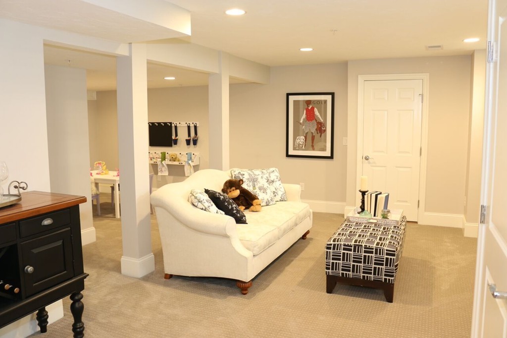 153 Brookview Road Franklin, MA 02038 - Photo 7 of 14