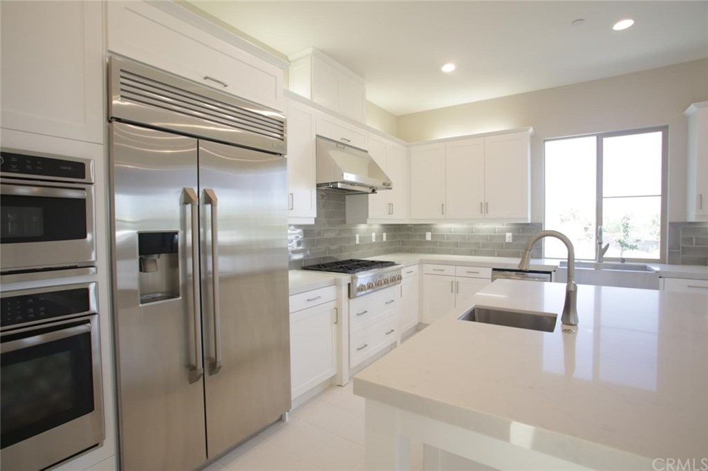 105 Stellar Ladera Ranch, CA 92694 - Photo 9 of 37