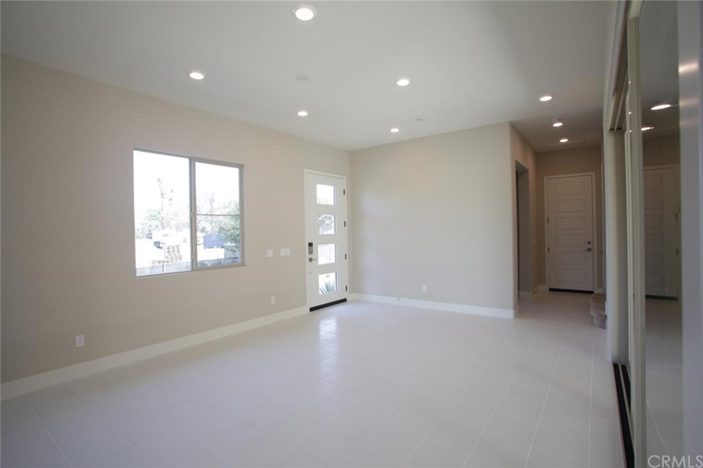 105 Stellar Ladera Ranch, CA 92694 - Photo 10 of 37