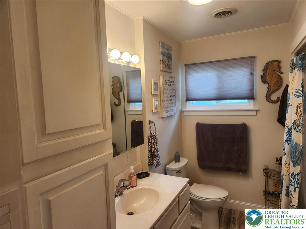 2063 Cloverdale Road Bethlehem, PA 18018 - Photo 34 of 47 Gallery Image 34