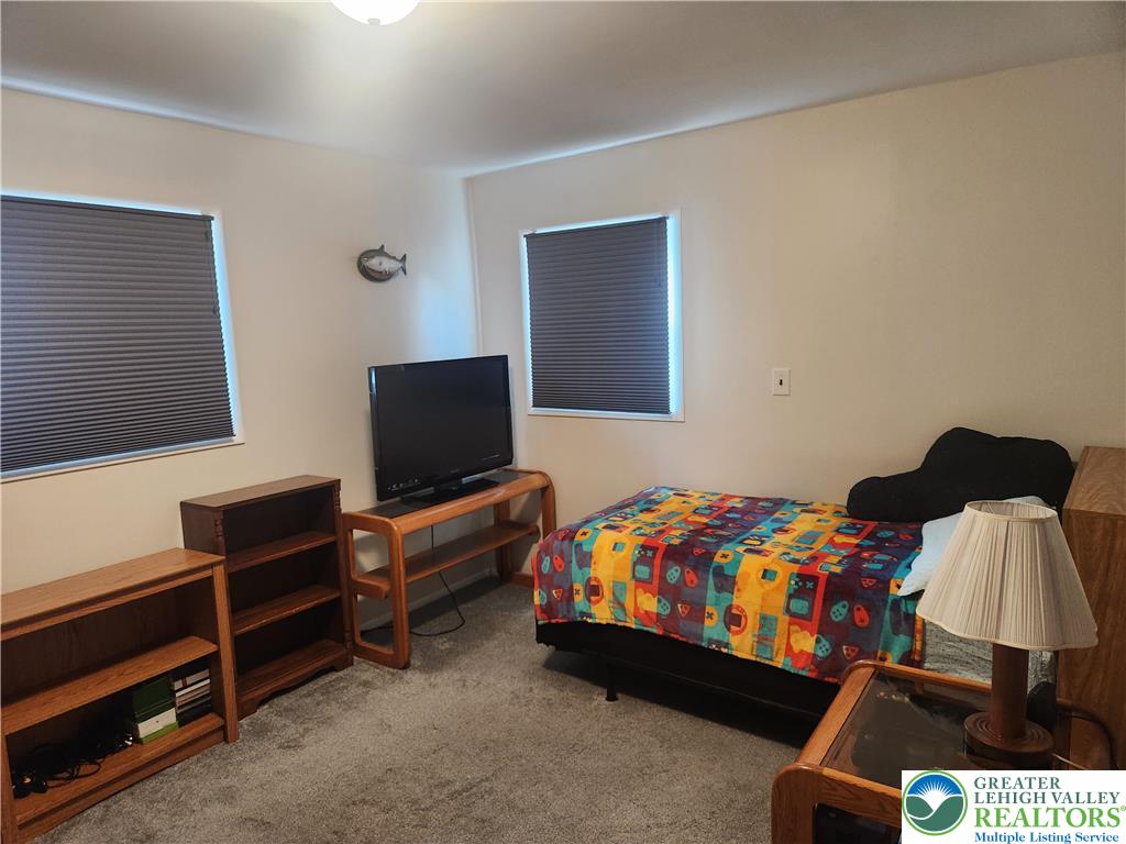 2063 Cloverdale Road Bethlehem, PA 18018 - Photo 44 of 47 Gallery Image 44