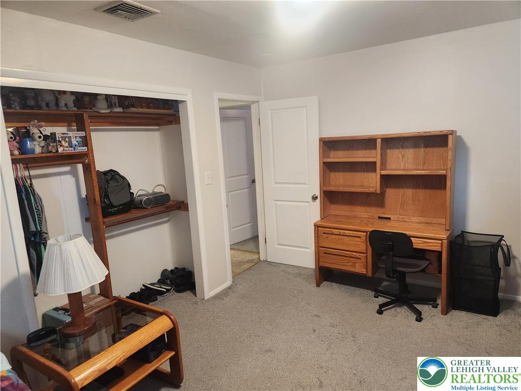 2063 Cloverdale Road Bethlehem, PA 18018 - Photo 45 of 47 Gallery Image 45