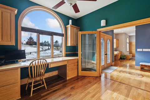 $1,150,000 | 20951 Prairie Hills Lane, Prior Lake, MN 55372