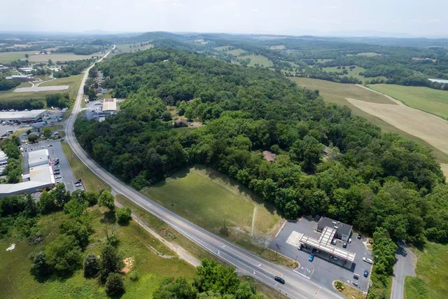 $398,000 | 0 Lee Highway, Weyers Cave, VA 24486