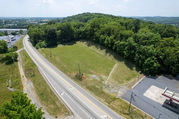 $398,000 | 0 Lee Highway, Weyers Cave, VA 24486