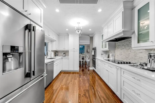 $1,624,999 | 13501 Southwest 107th Avenue, Miami, FL 33176