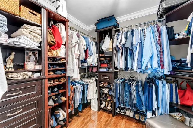 $1,624,999 | 13501 Southwest 107th Avenue, Miami, FL 33176