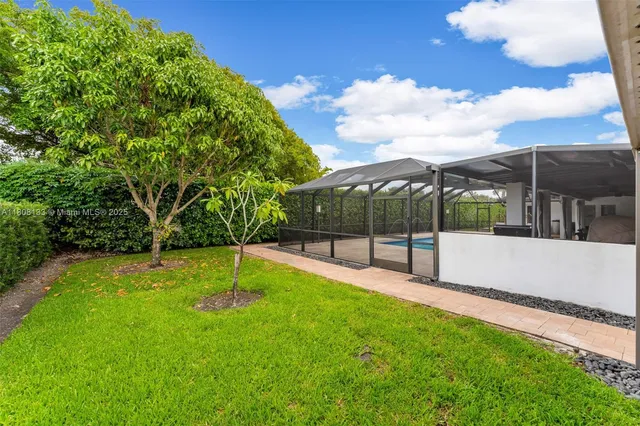 $1,624,999 | 13501 Southwest 107th Avenue, Miami, FL 33176