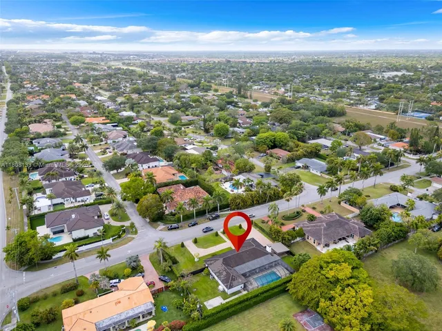 $1,624,999 | 13501 Southwest 107th Avenue, Miami, FL 33176