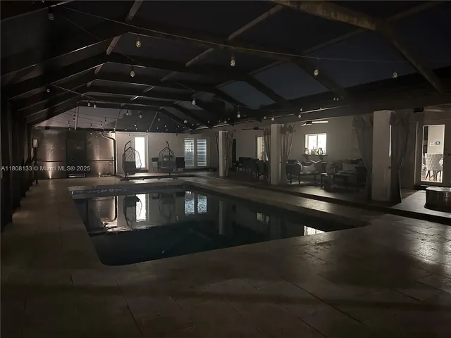 $1,624,999 | 13501 Southwest 107th Avenue, Miami, FL 33176