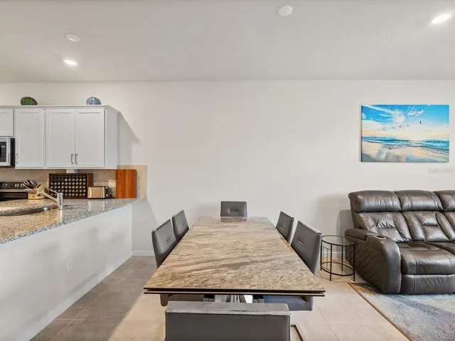 $350,000 | 31428 Amberview Bend, Wesley Chapel, FL 33545