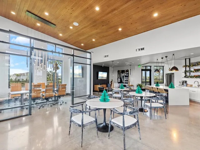 $350,000 | 31428 Amberview Bend, Wesley Chapel, FL 33545