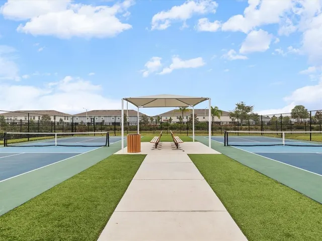 $350,000 | 31428 Amberview Bend, Wesley Chapel, FL 33545