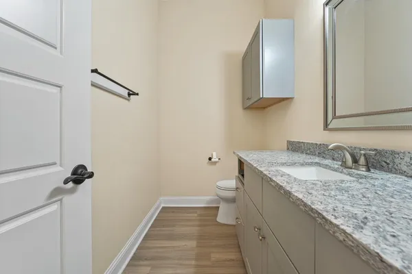 $2,500 | 48 Wilshire Boulevard, Lubbock, TX 79416