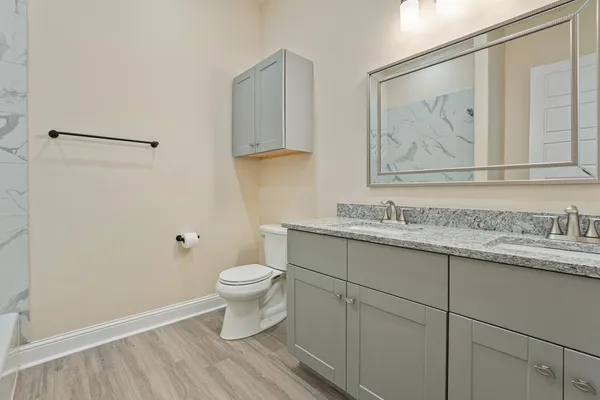 $2,500 | 48 Wilshire Boulevard, Lubbock, TX 79416