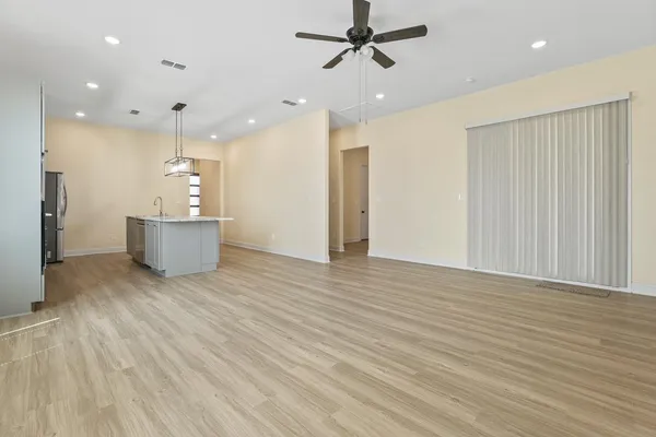 $2,500 | 48 Wilshire Boulevard, Lubbock, TX 79416