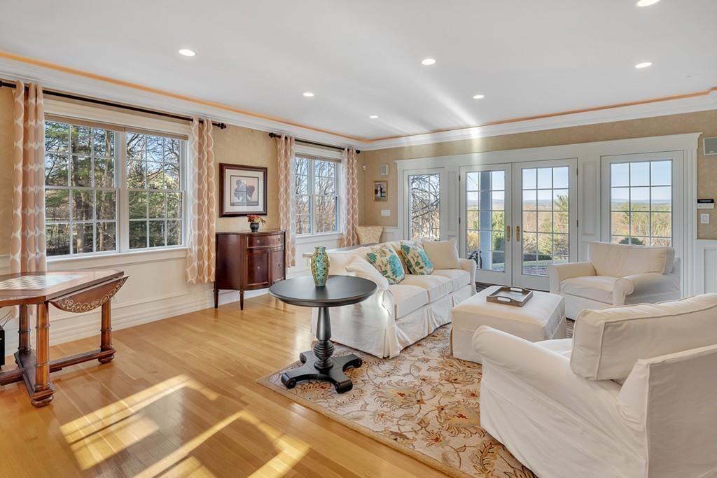 77 Kettle Hole Road Bolton, MA 01740 - Photo 18 of 42 Gallery Image 18