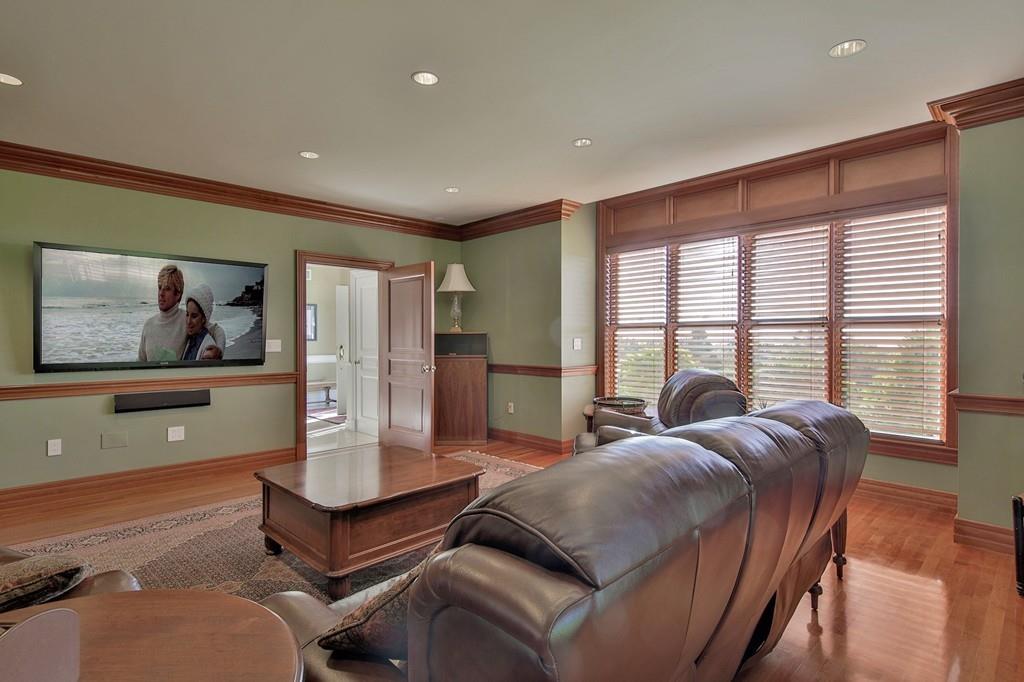 77 Kettle Hole Road Bolton, MA 01740 - Photo 23 of 42 Gallery Image 23