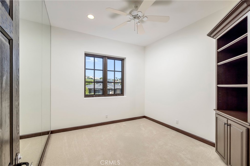 6 Premiere Point Newport Coast, CA 92657 - Photo 26 of 36 an empty room with windows