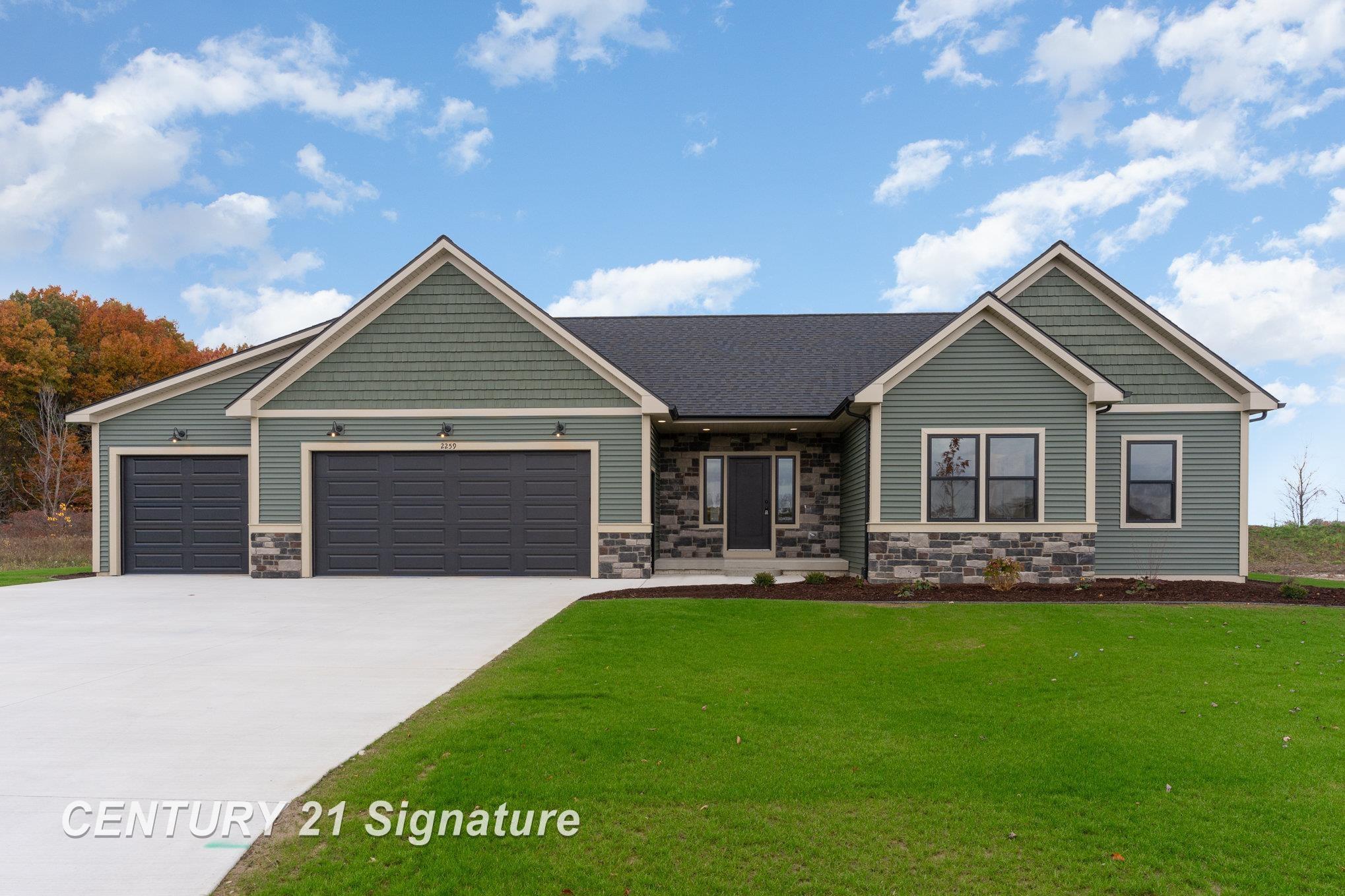 2259 Holly Ridge Lane Standish, MI 48658 - Photo 1 of 43 Gallery Image 1