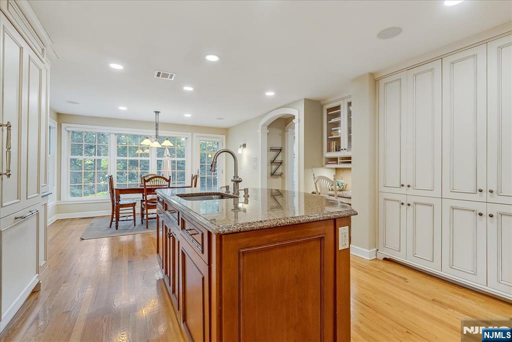 14 Kenneth Road Montclair, NJ 07043 - Photo 15 of 40