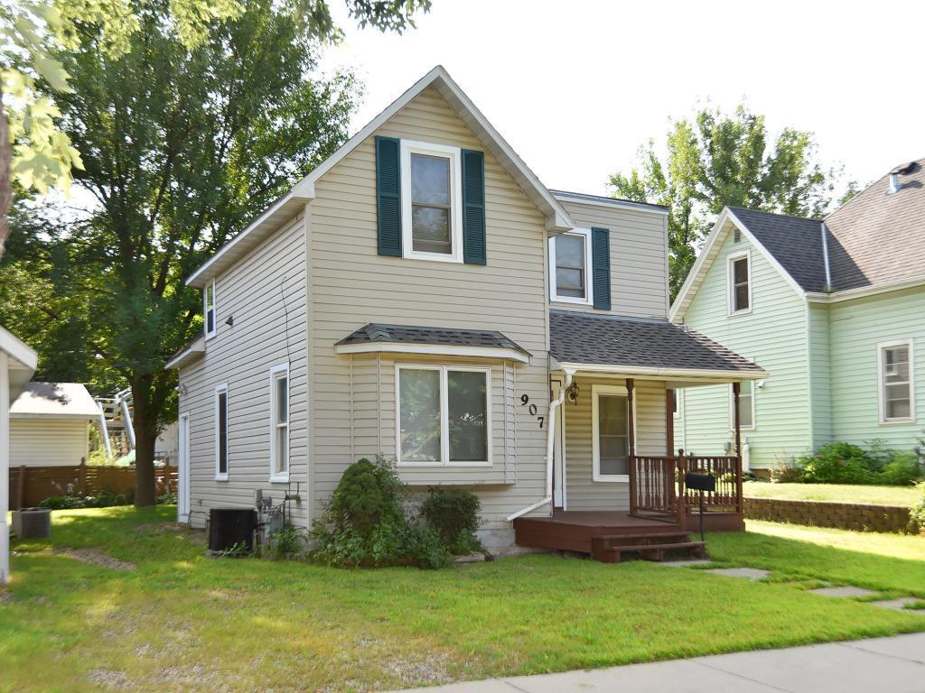 907 2nd Avenue Northwest Faribault, MN 55021 - Photo 1 of 18