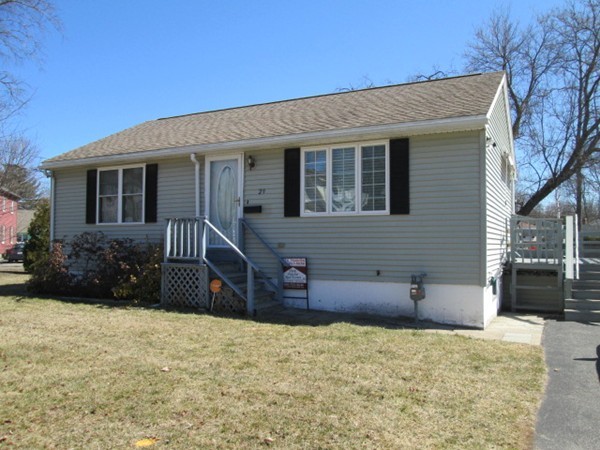 29 Indiana Street Worcester, MA 01604 - Photo 1 of 25 Gallery Image 1
