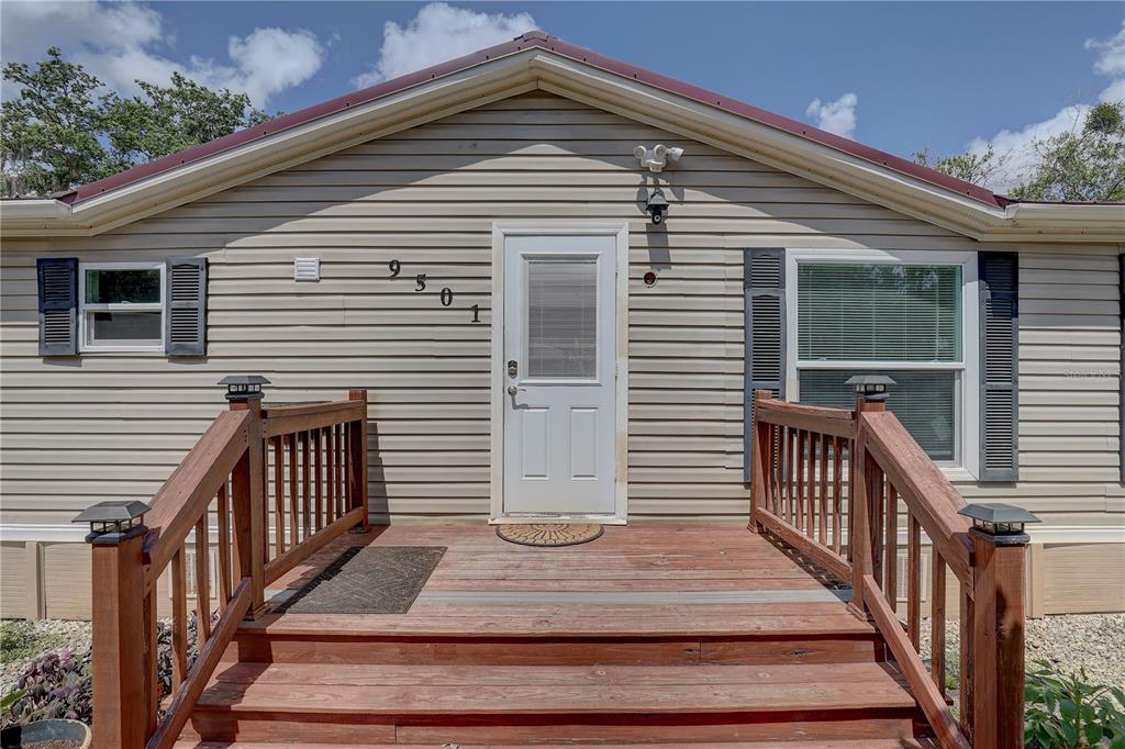 9501 Estelle Street New Port Richey, FL 34654 - Photo 6 of 59