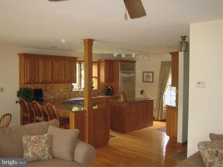21 Seeley Road Bridgeton, NJ 08302 - Photo 8 of 20 Kitchen