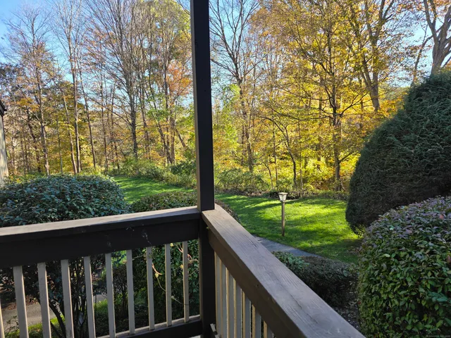 $2,450 | 563 Heritage Village, Unit F, Southbury, CT 06488