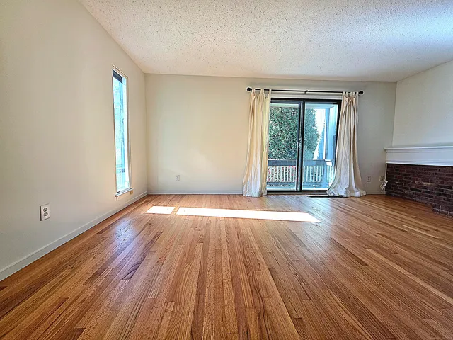 $2,450 | 563 Heritage Village, Unit F, Southbury, CT 06488