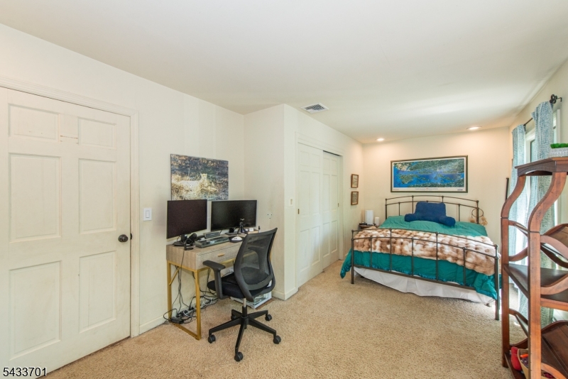 37 Green Road Sparta, NJ 07871 - Photo 30 of 49
