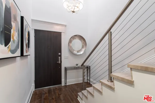 $8,750 | 907 South Shenandoah Street, Unit 302, Los Angeles, CA 90035